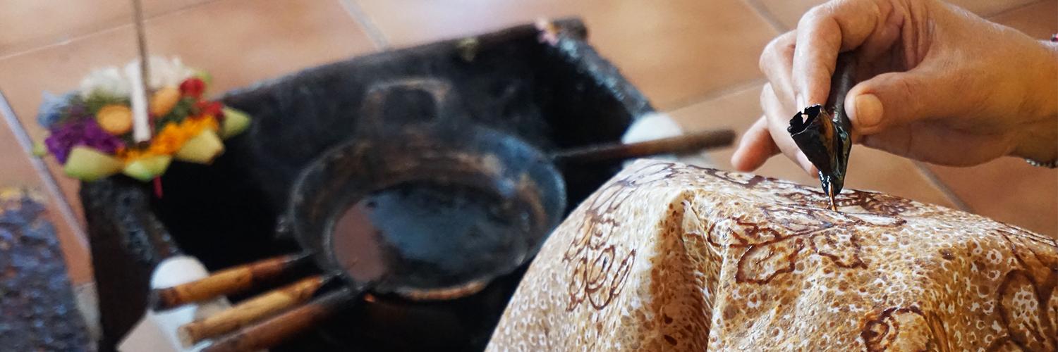 여긴 꼭 가봐야해! 인도네시아 최고의 바틱 박물관