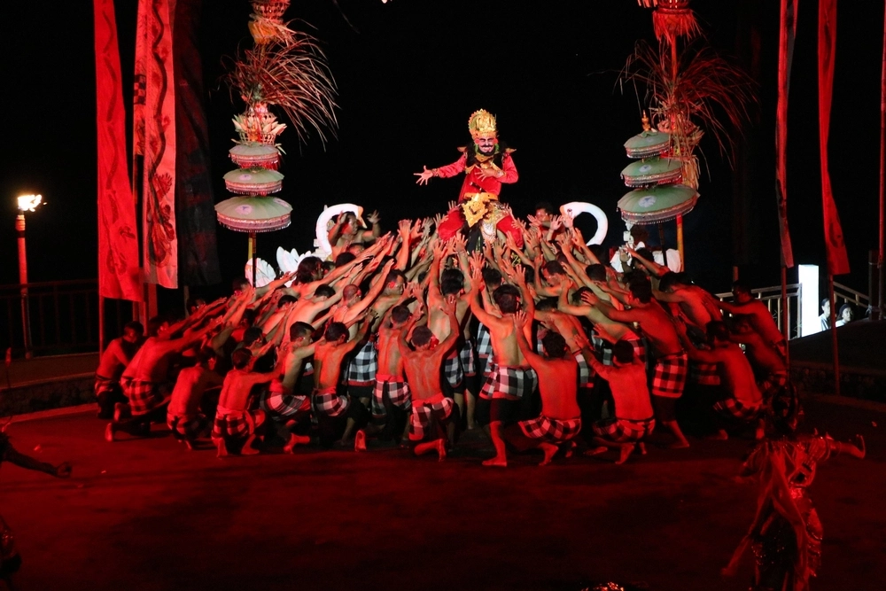 Three genres of traditional dance in Bali 