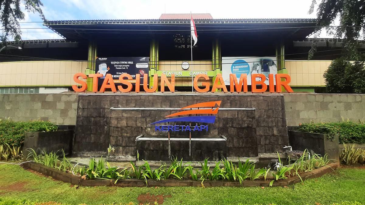 hero image for travel ideas detail