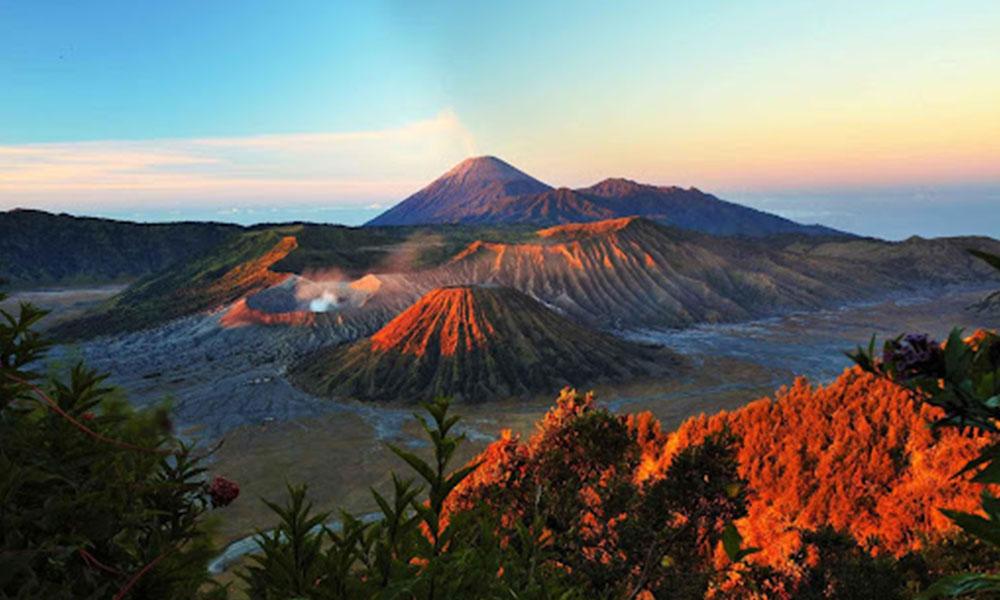 hero image for travel ideas detail