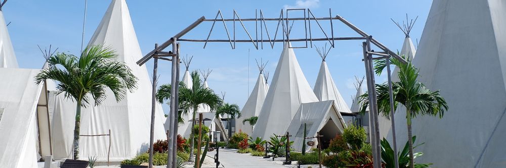 hero image for travel ideas detail