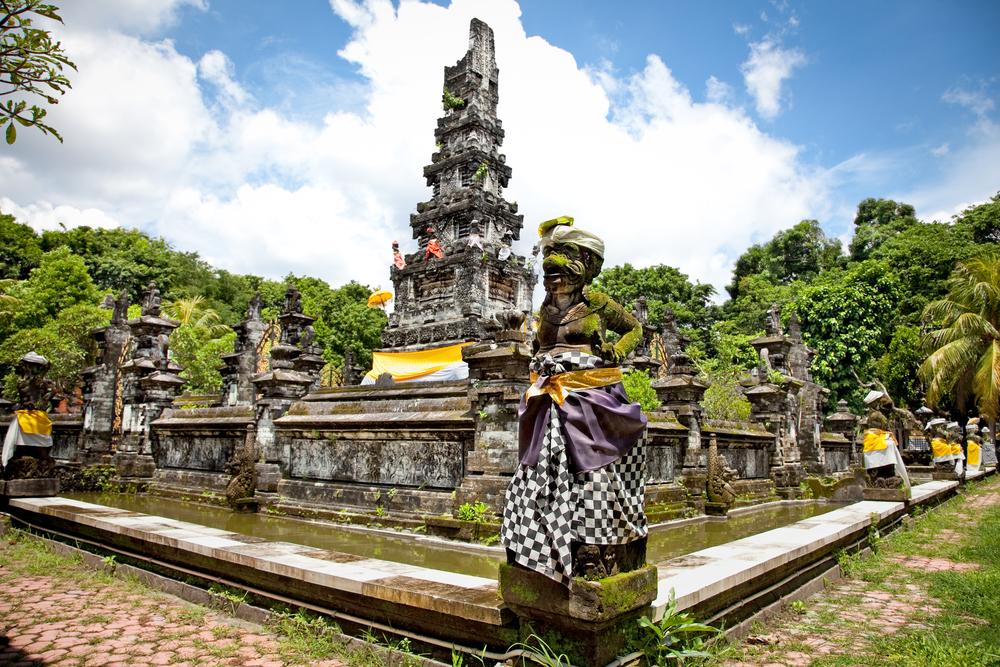 Pura Agung Jagatnatha