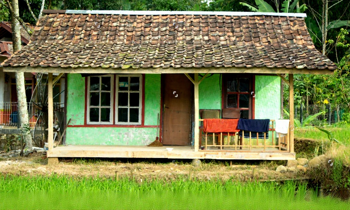 hero image for travel ideas detail