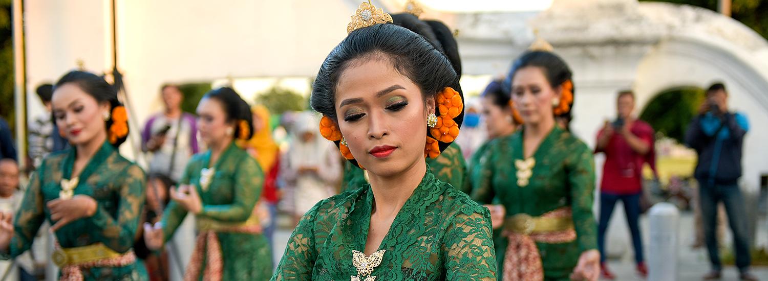 hero image for travel ideas detail