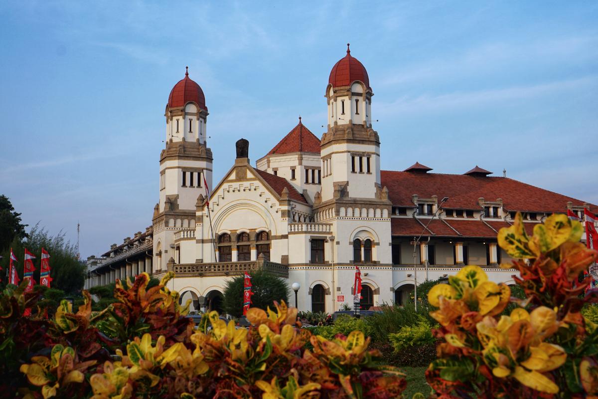 hero image for travel ideas detail