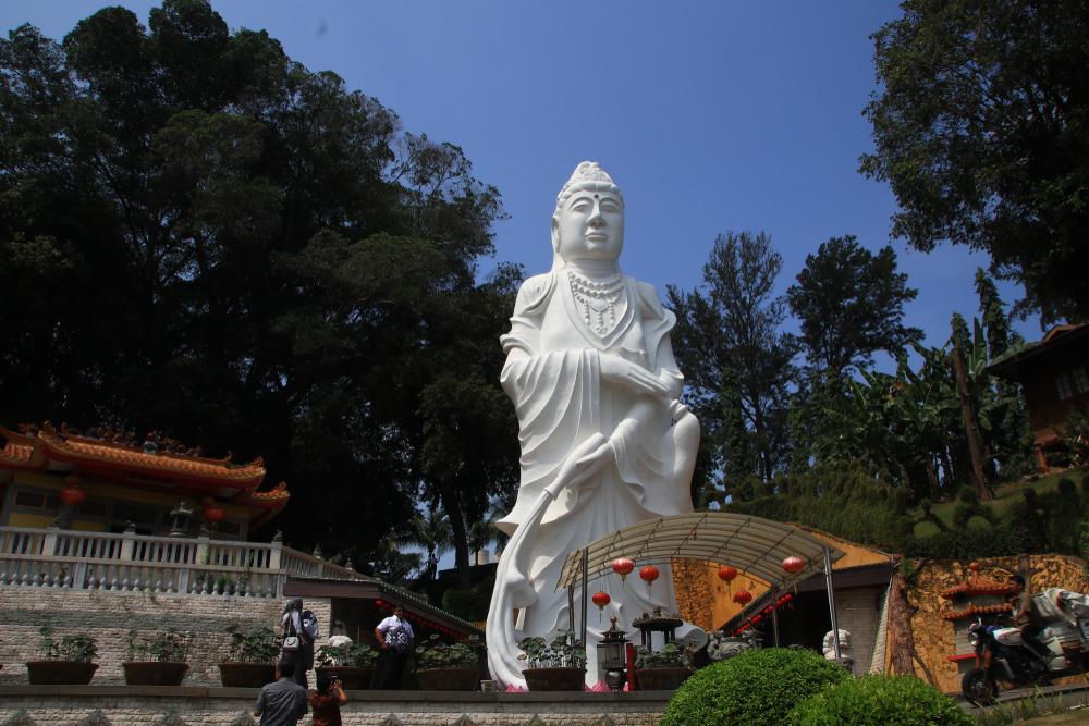 Kwan Im Temple
