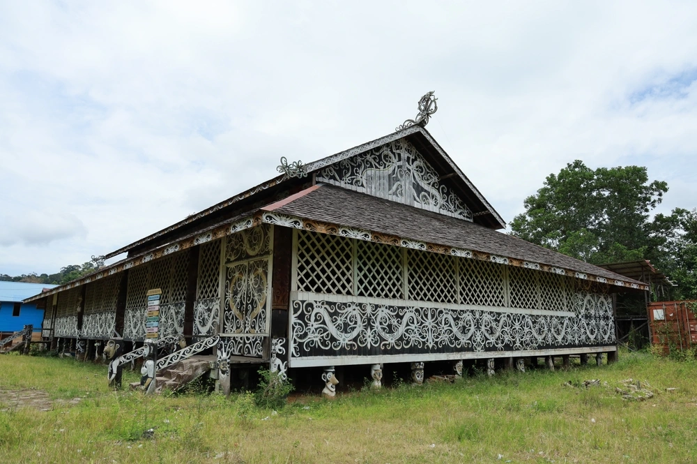 Rumah Betang: Warisan Budaya Suku Dayak yang Sarat Makna