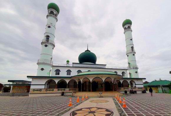 Jamik Kelapapati Mosque