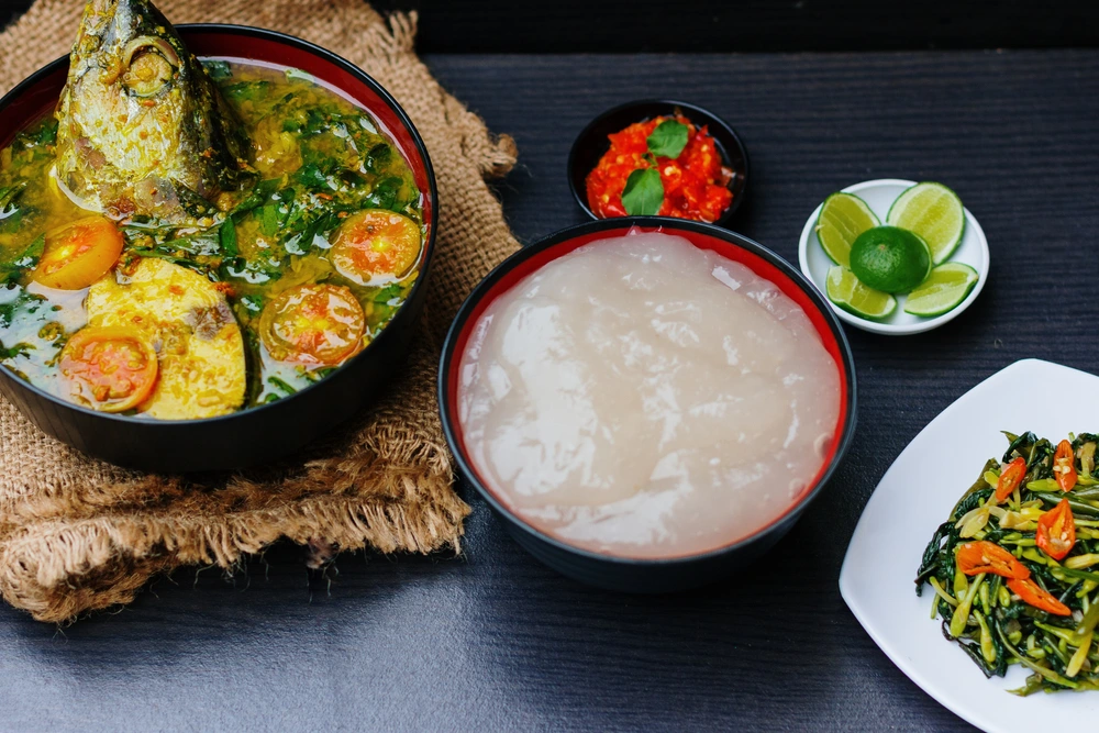 10 Makanan Khas Maluku Utara: Menjelajahi Kuliner Eksotis