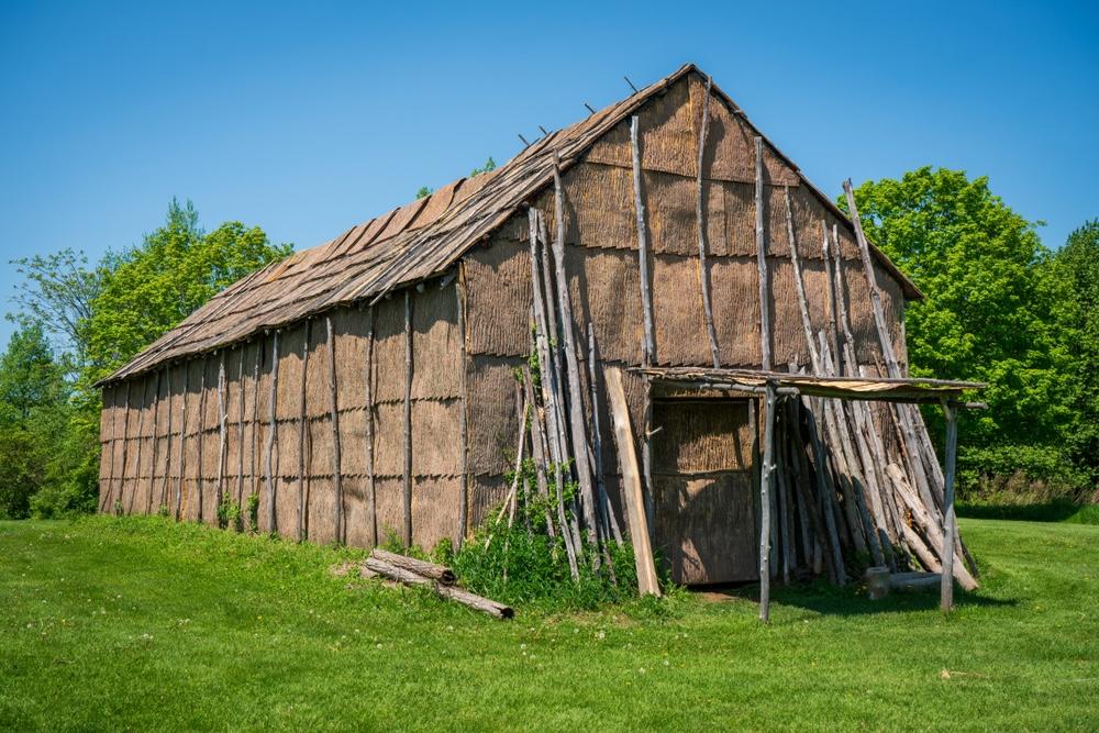 Rumah Betang: Lebih dari Rumah Panjang, Ini Simbol Hidup Bersama Suku Dayak