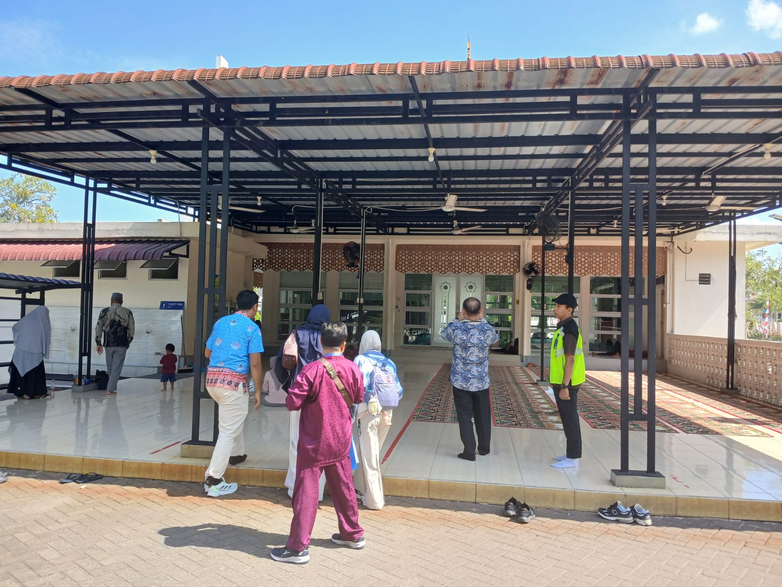 Sultan Syarif Kasim II International Airport 