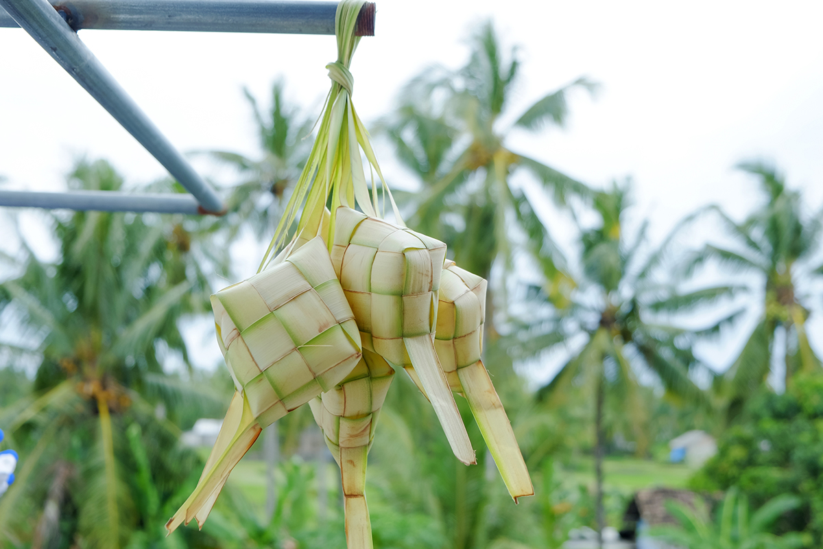 ketupat-gantung