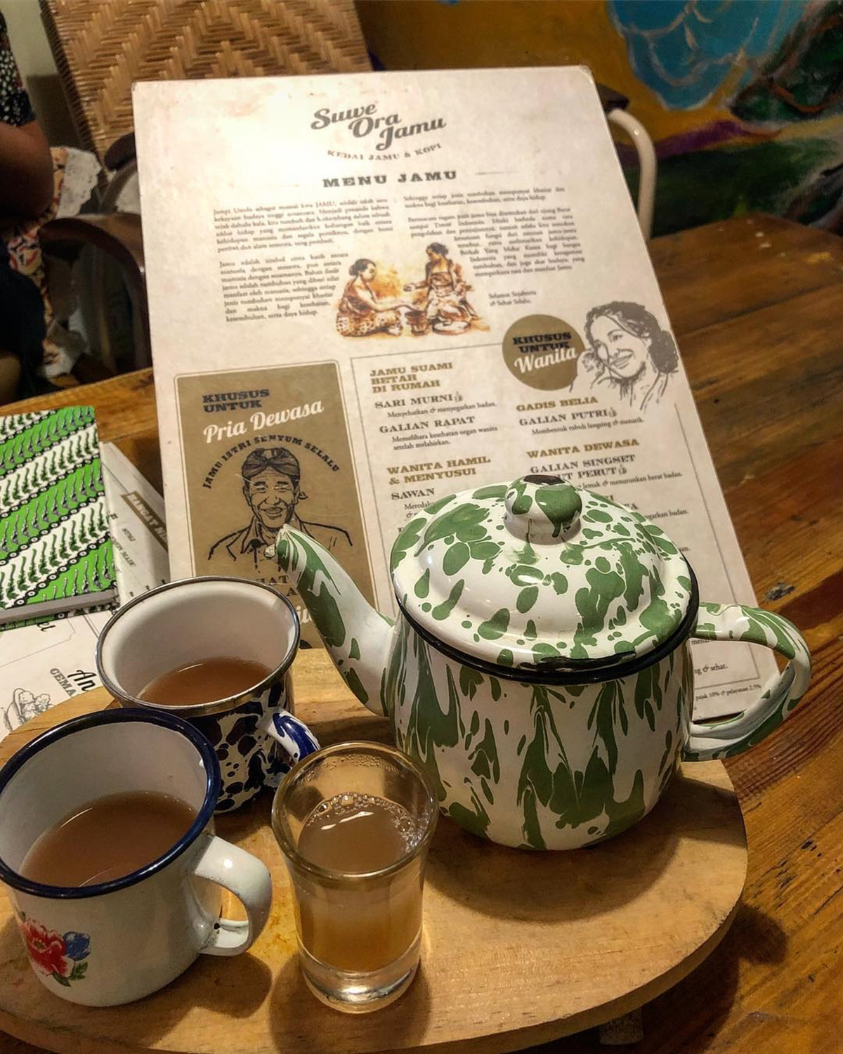 إحدى عشر مطعم متخصص بالذوق الإندونيسي قبل أن تغادر جاكرتا