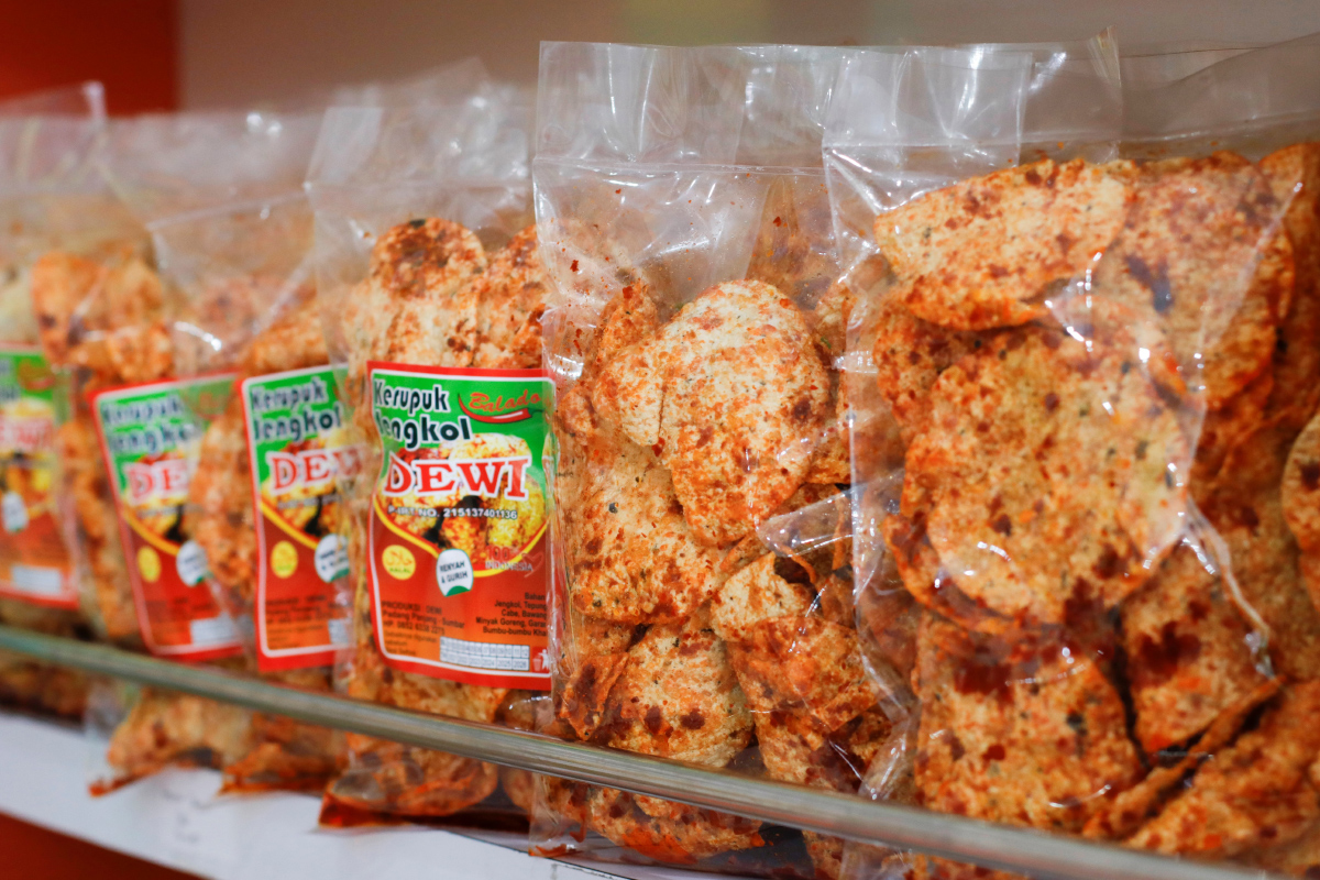 Berburu Oleh-Oleh di Tanah Minang 5 Camilan Khas Ini Tak Boleh Dilewatkan