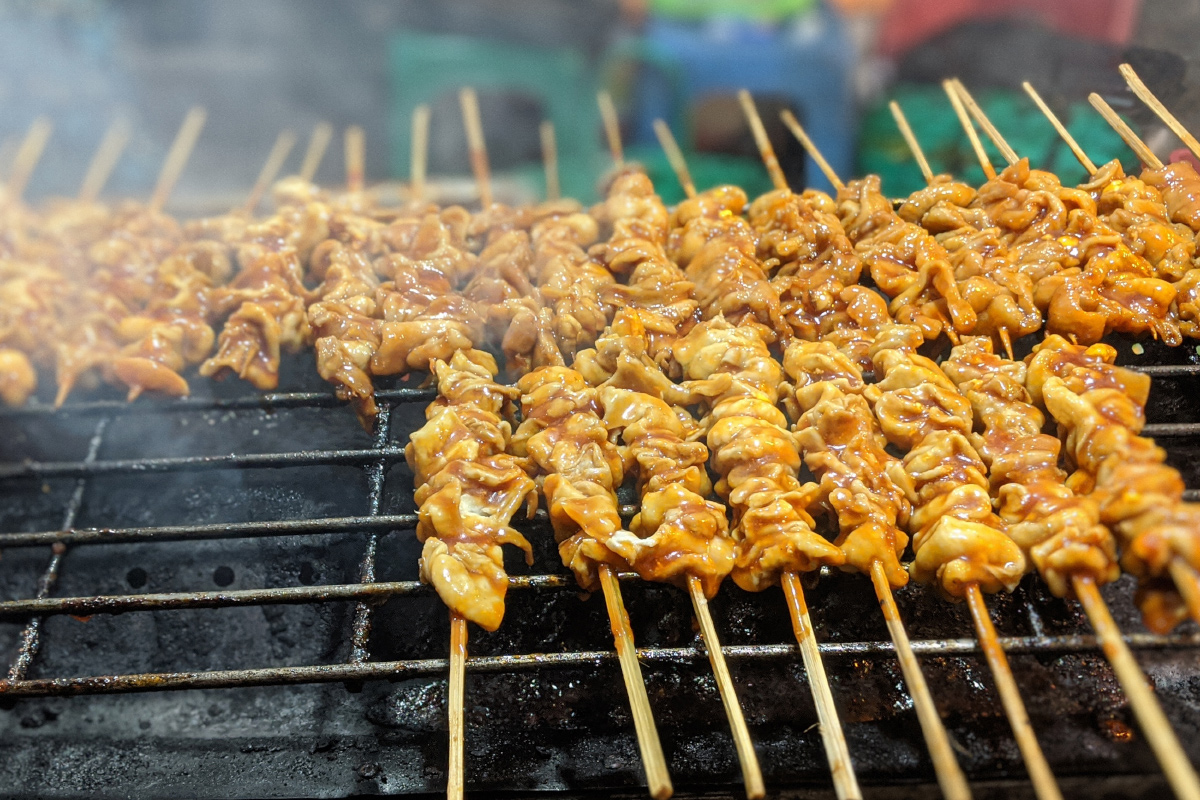 Destinasi sekitar Desa Wisata Kandri, kuliner pasar semawis