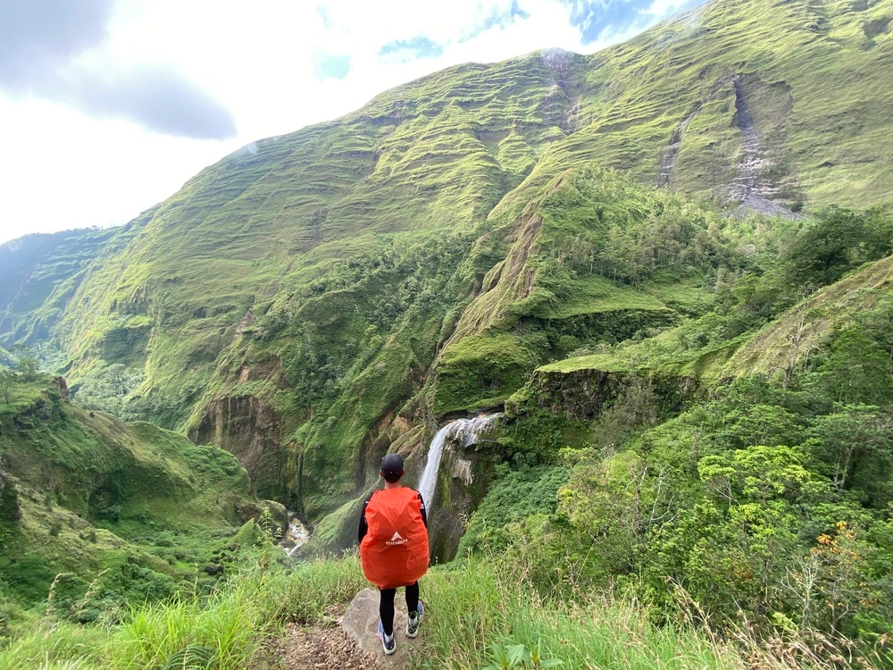 Air Terjun Penimbungan - Indonesia Travel