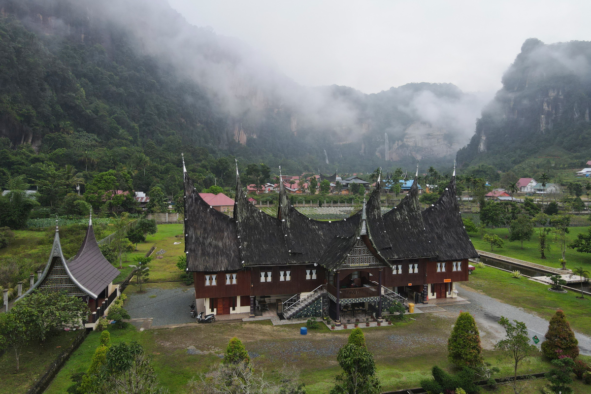Jalan-jalan ke Sumatera Barat Siap-siap Terpukau dengan Pesona Lembah Harau