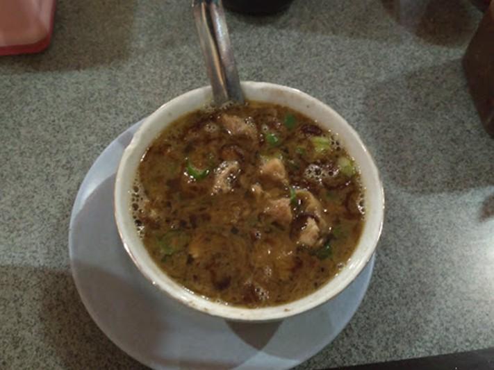 Makassar’s Culinary Specialties: Crabs, Seafood and Coto Makassar