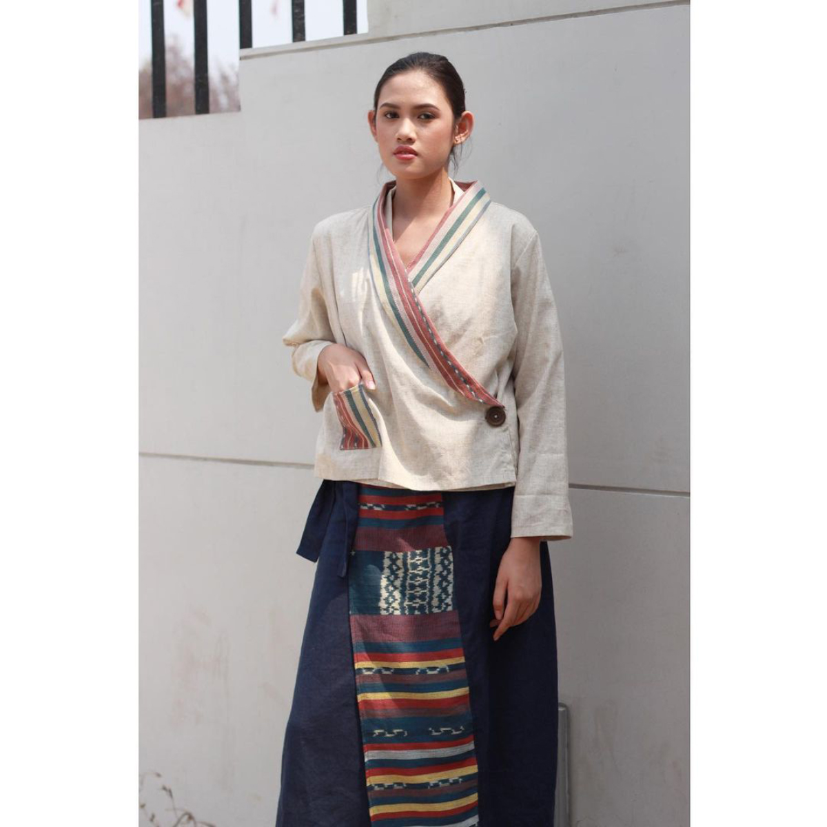 Fesyen lokal dari kain tenun Copa de Flores