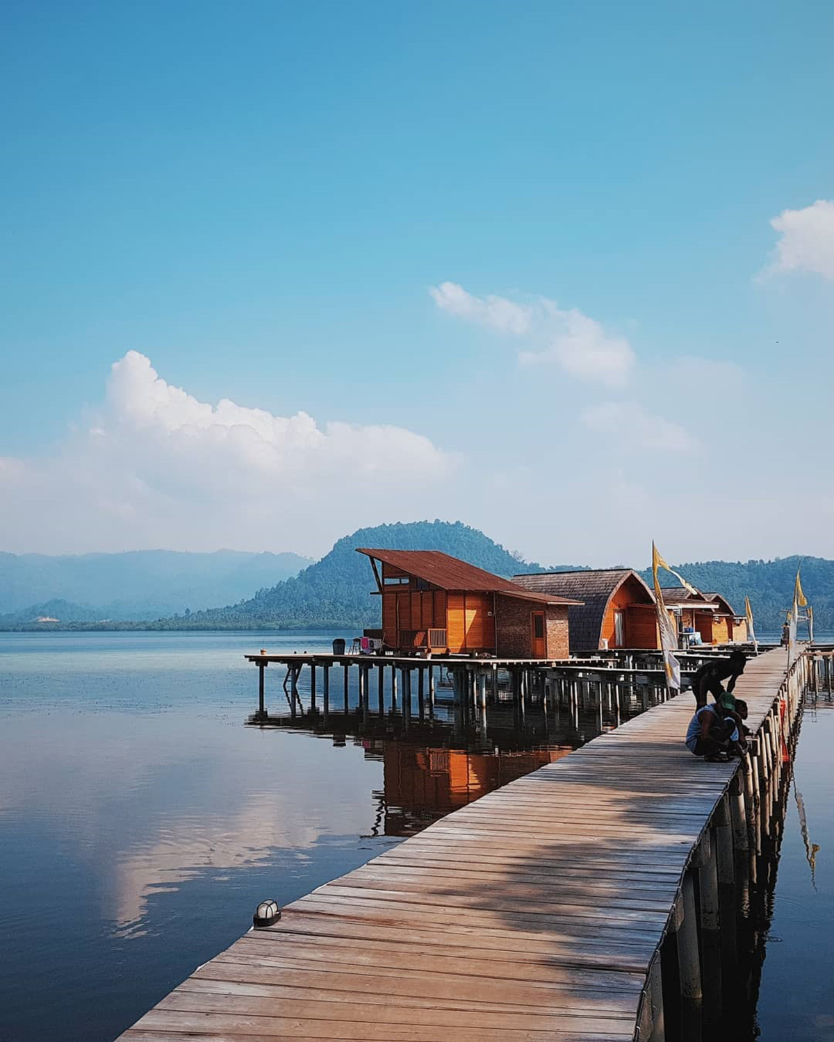 Get Your Summer Joy in These Indonesia’s Water Villas