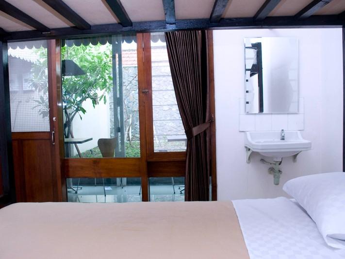 Homestays in Exciting East Java: Bromo–Ijen, Malang, Banyuwangi