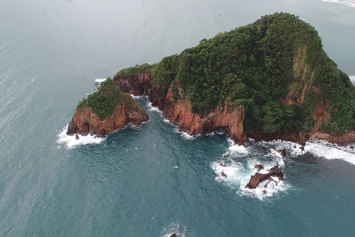 印尼游之15个酷爽冲浪点