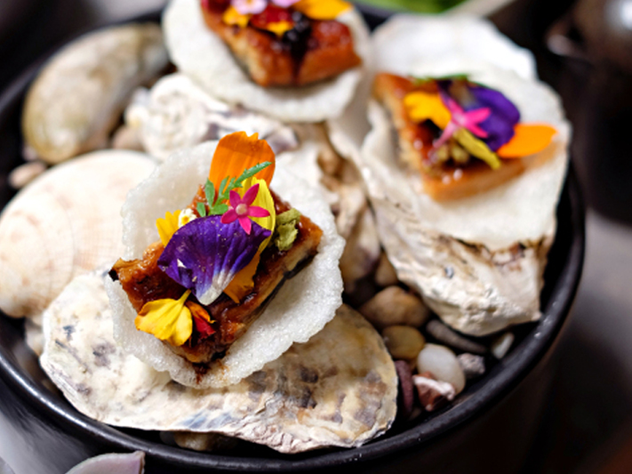 당신을 놀라게 만들 자카르타의 훌륭한 고급 레스토랑 네 곳