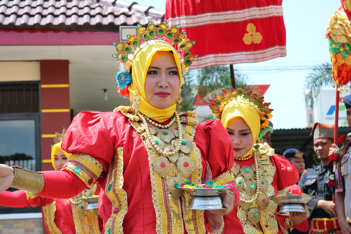Tari Paduppa Makassar
