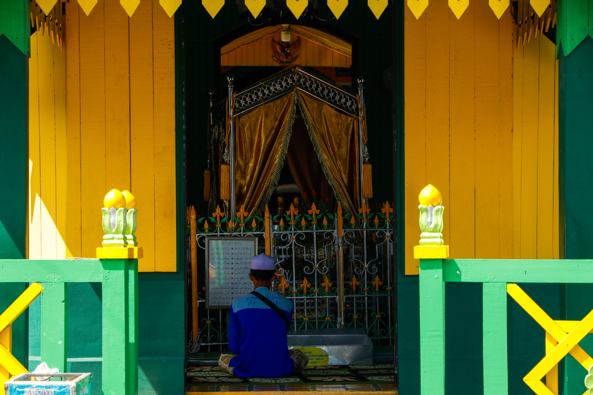 Asyiknya Menelusuri Catatan Sejarah di Kampung Rumah Banjar Sungai Jingah