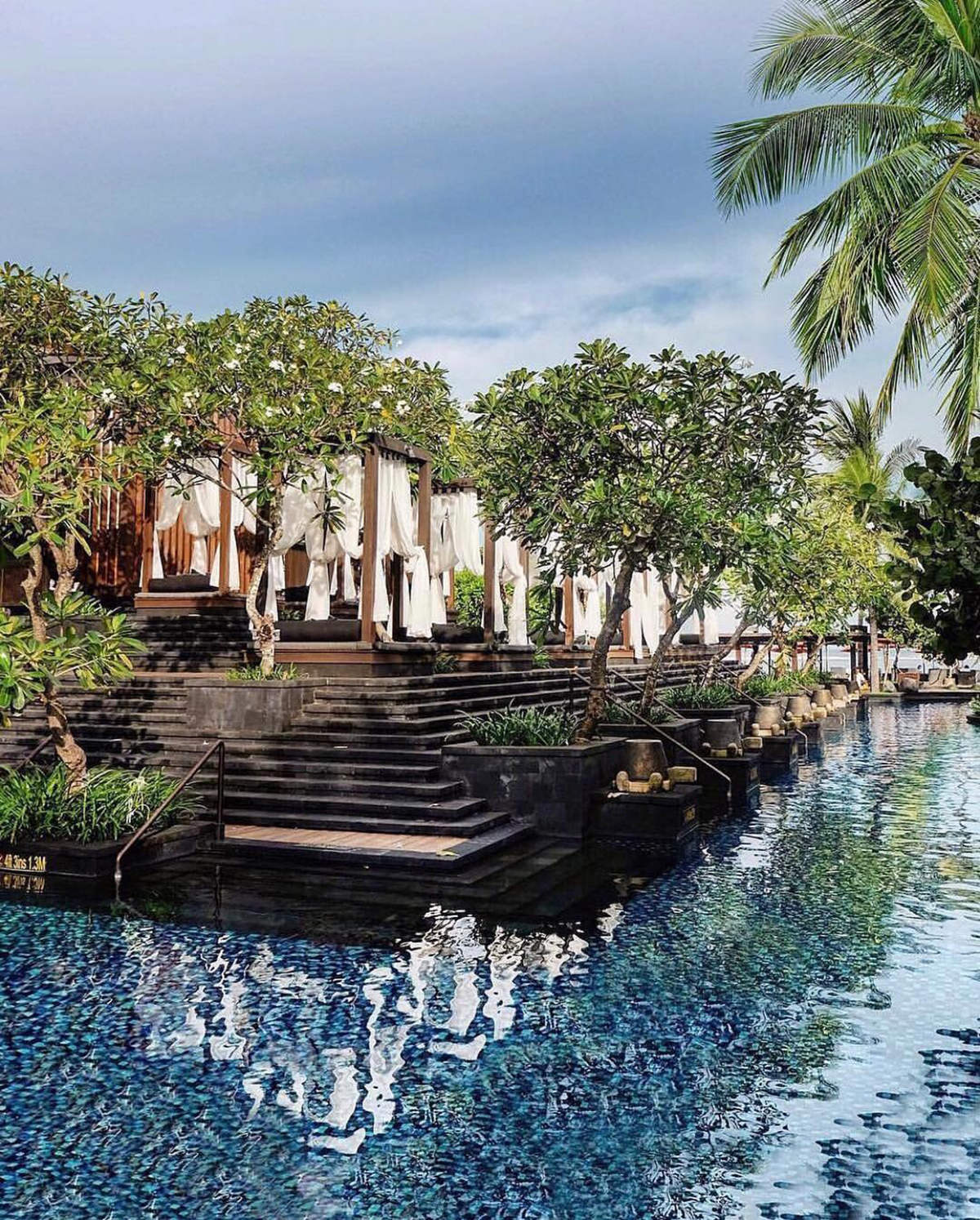 Get Your Summer Joy in These Indonesia’s Water Villas