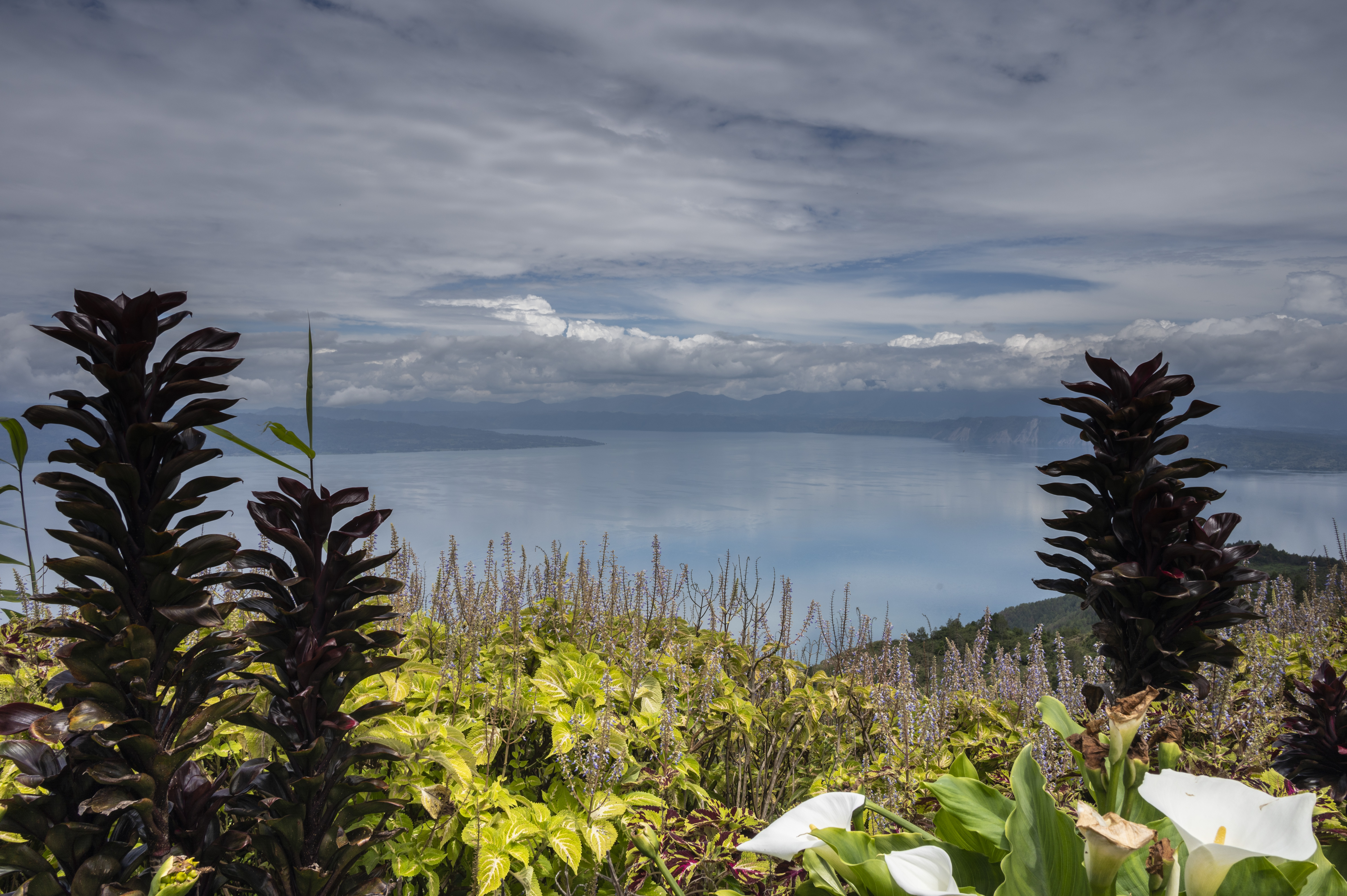 panorama danau toba