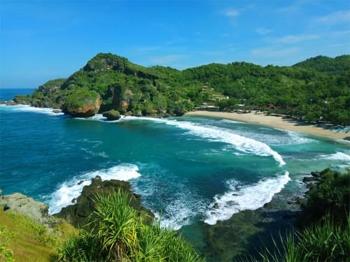 Challenge Yourself in These 5 Thrilling Spots by the Beaches Near Yogyakarta