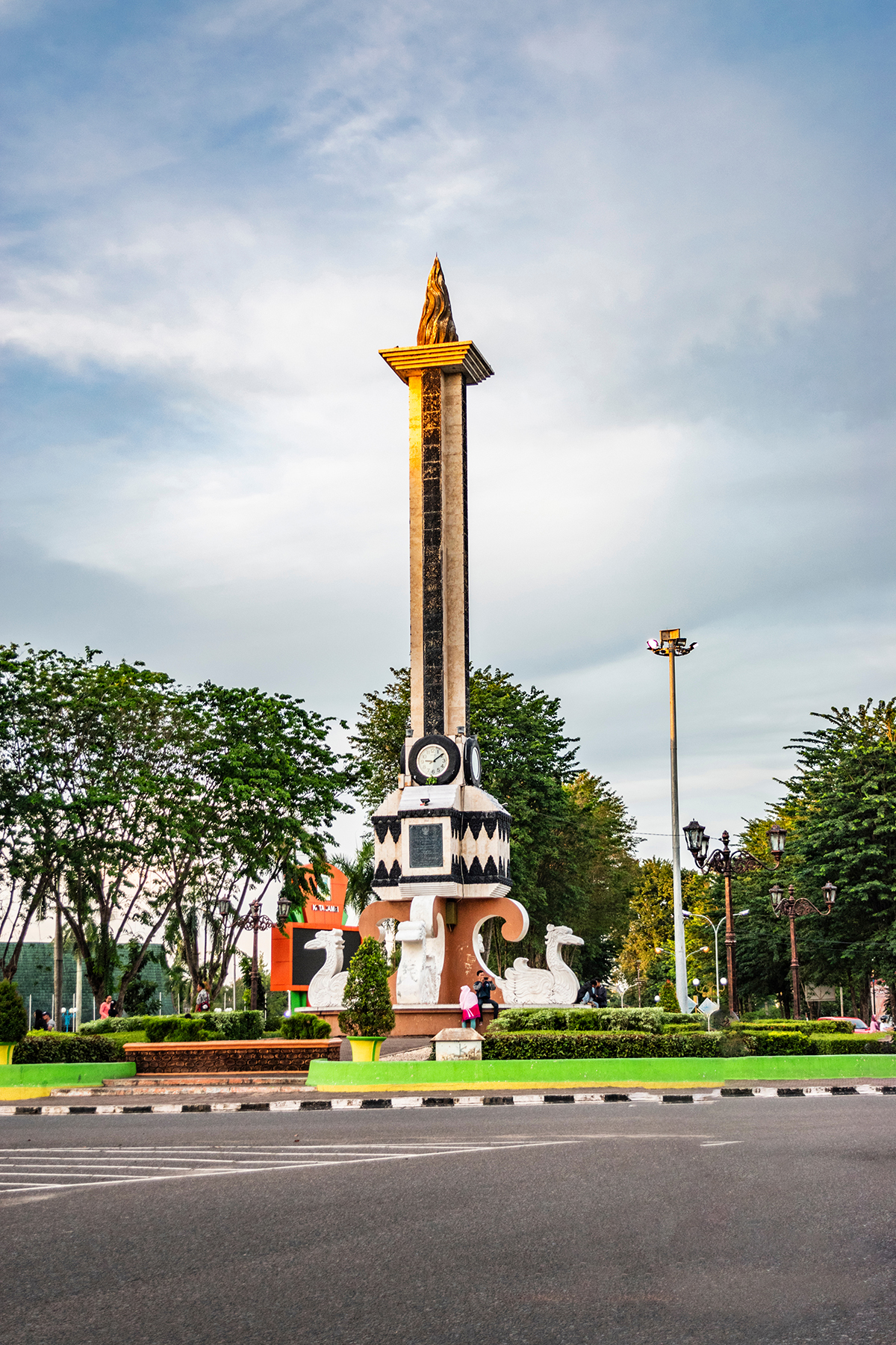 tugu-keris.
