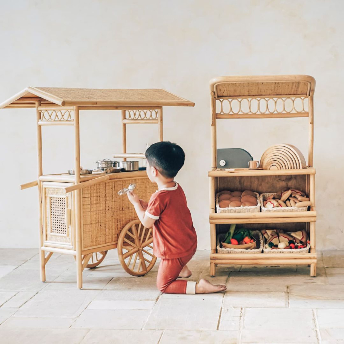 Mainan kayu milik Letter in Pine untuk buah hati