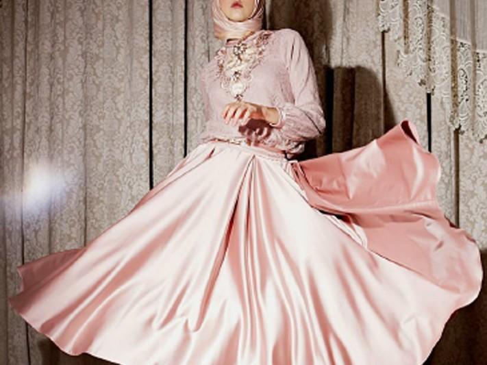 Indonesia’s Moslem Fashion Designers Create Exclusive Moslem Wear