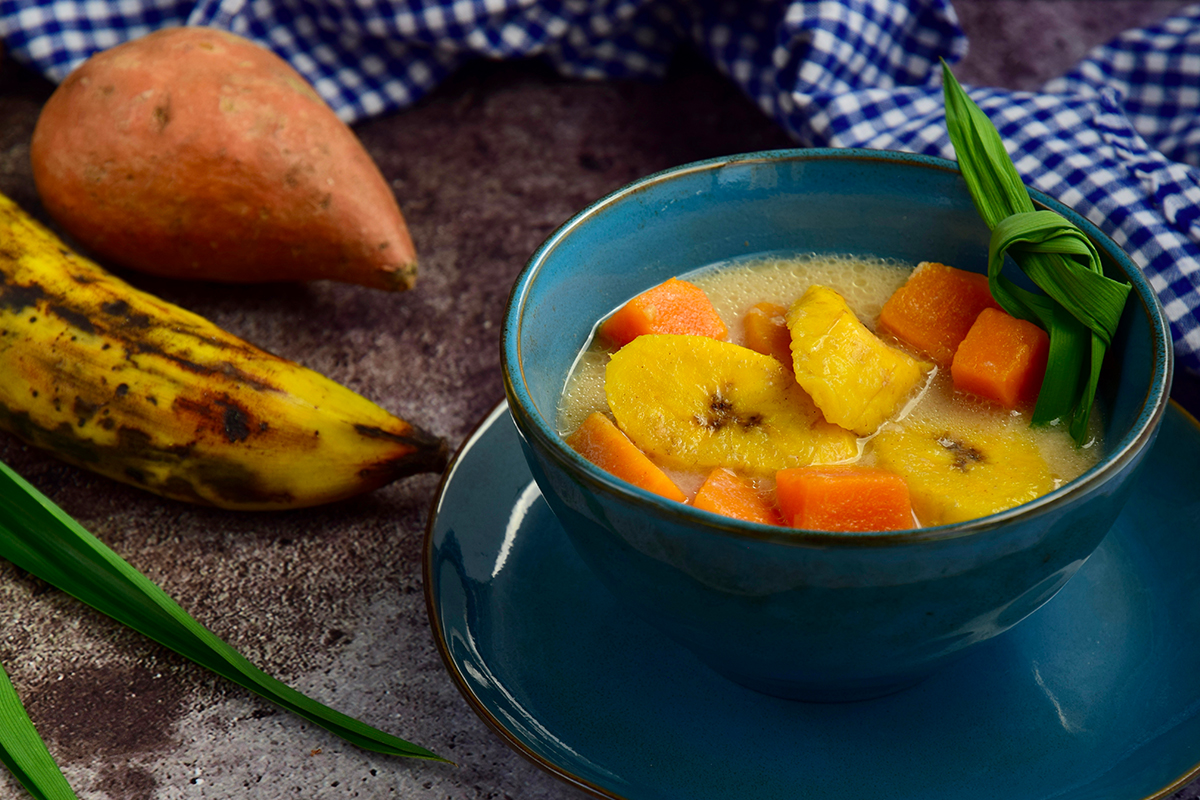 8 Special Indonesian Snacks and Drinks for Muslims to Break the Fast at Ramadhan