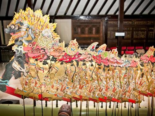 Wayang Kulit Drama: Aji Narantaka, the Supernatural Powers of GATOTKACA