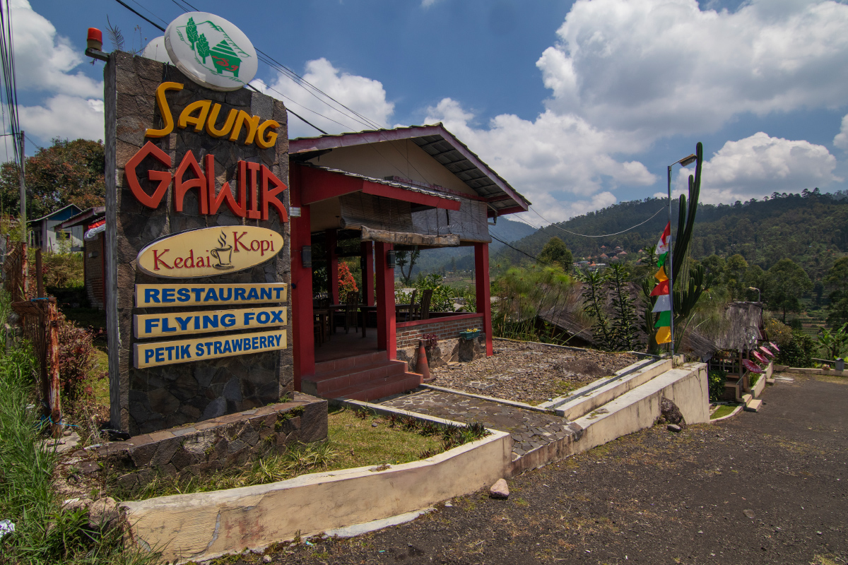 Nasi Timbel di 3 Resto Ciwidey Ini Siap Menggoyang Lidah Coba Yuk