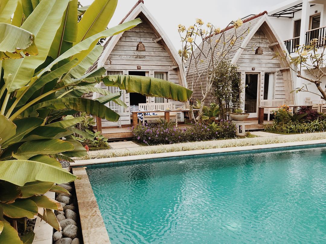 Bungalow Lavella Villas dengan pemandangan langsung ke kolam renang