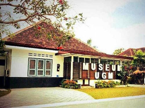 Explore Yogyakarta and Central Java – Obama Style!