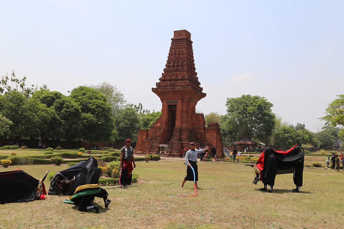 Kesenian Bantengan Desa Wisata Kampung Majapahit, Mojokerto