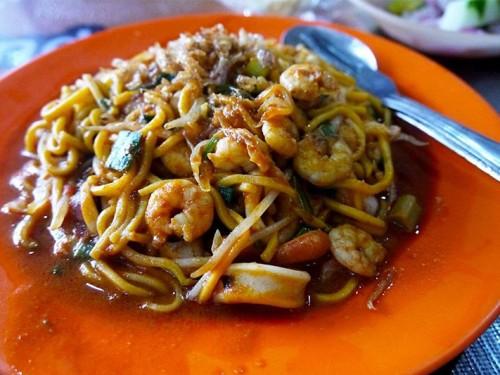 10 Tasty Halal Food You Must Find in Medan