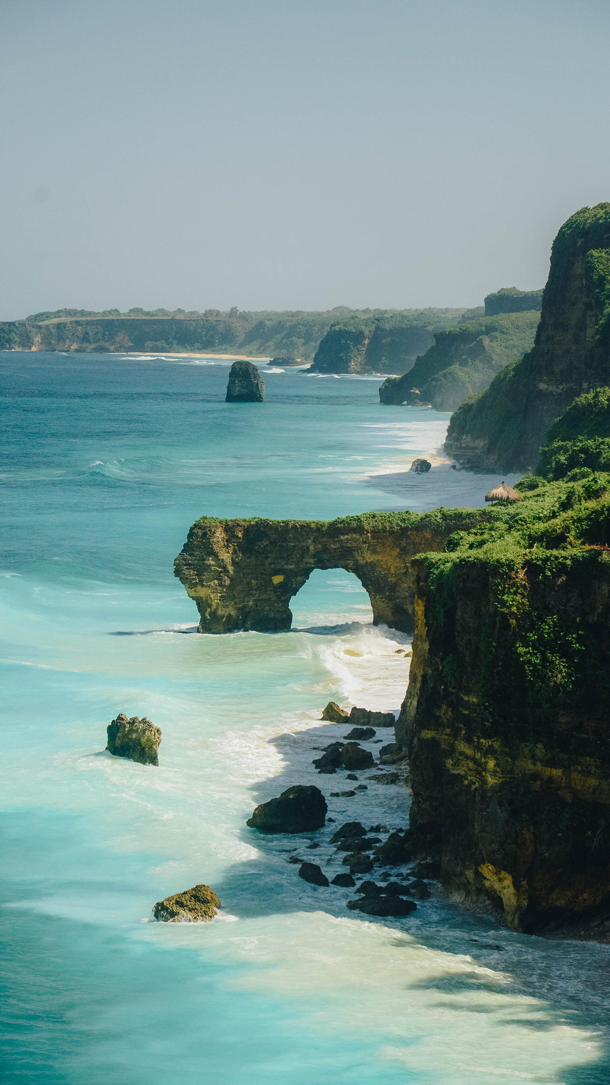 عشرة جَنّات استوائية في سومبا لصيفك السحري