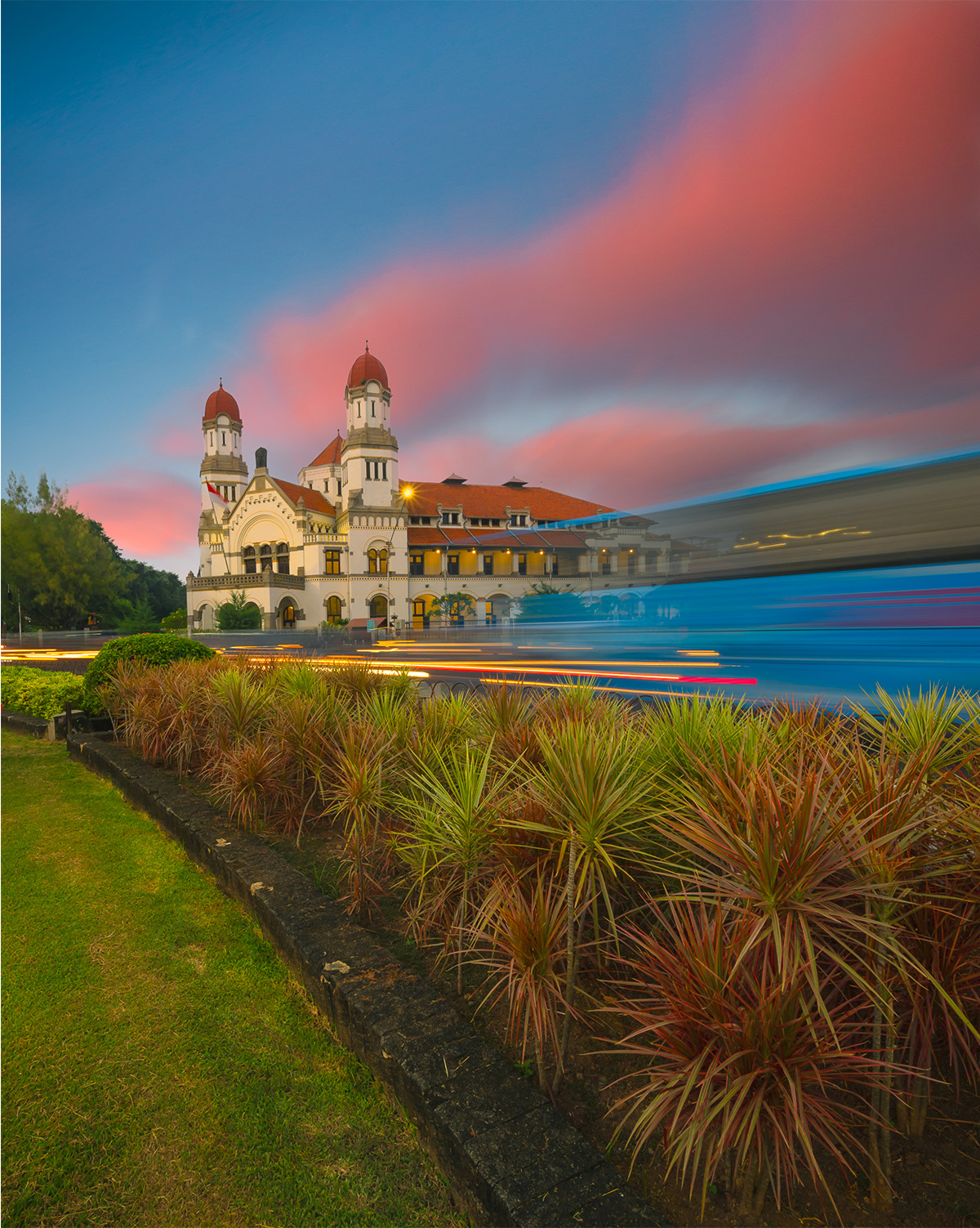 5 Backpacking Trip Ideas that You must Experience in Indonesia