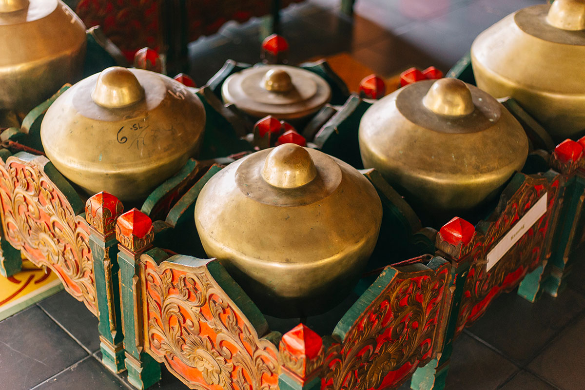 Alat musik gamelan yang digunakan dalam seni karawitan