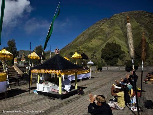Bromo Huge Adventures: Cool Things to Do around BROMO VOLCANO