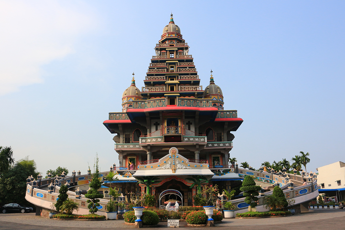 Destinasi wisata ikonik Indonesia, Graha Maria Annai Velangkanni