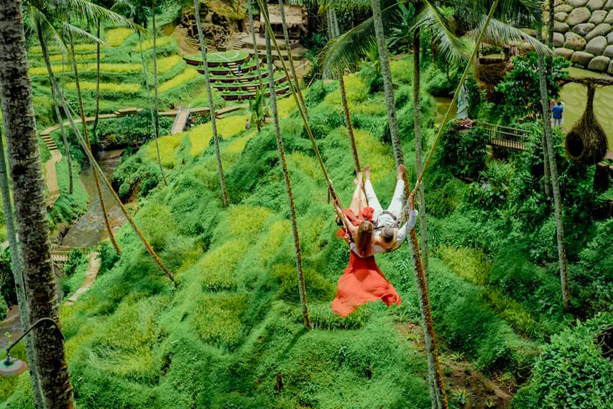 Enjoy the Magnificent View in Bali with These 10 Instagrammable Swings