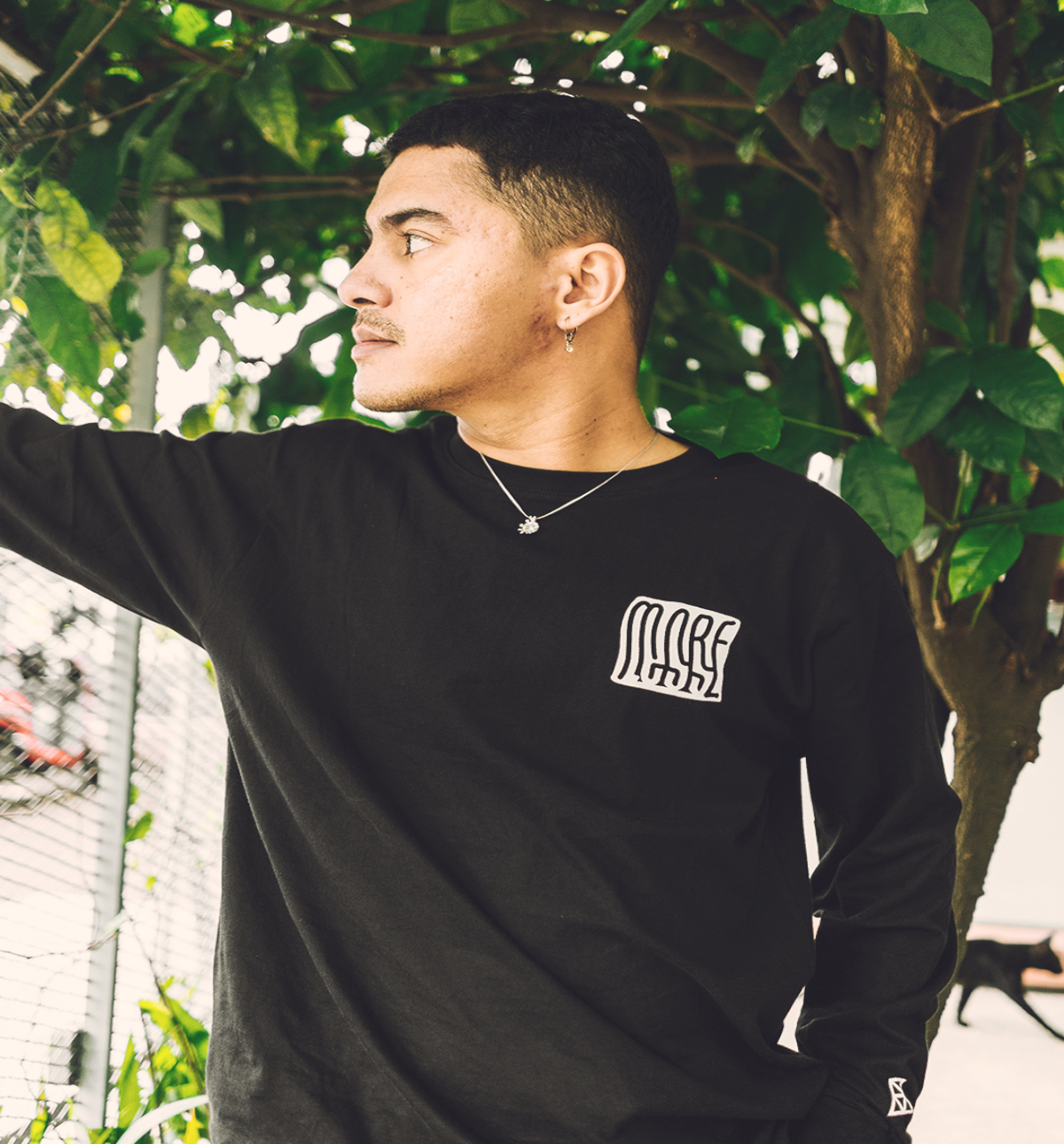 Outfit kasual untuk beraktivitas ada di Reclays