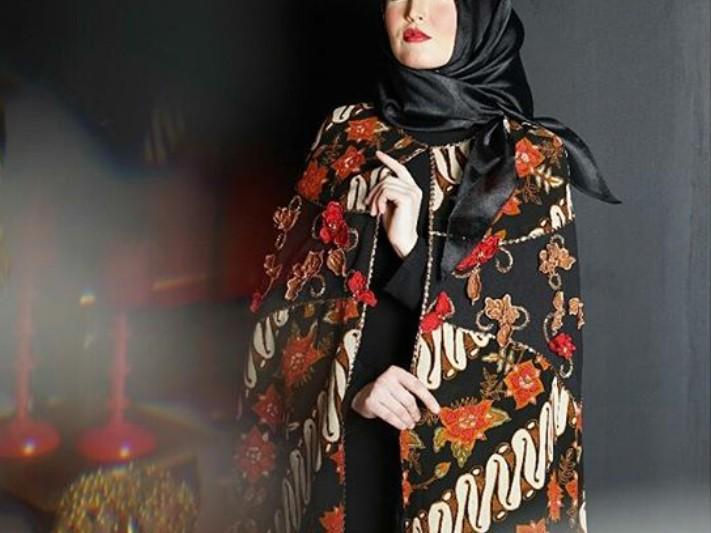 Indonesia’s Moslem Fashion Designers Create Exclusive Moslem Wear